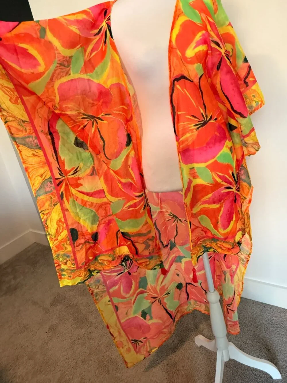 Agua Bendita x Revolve Floral Swim Cover Up Tunic One Size NWT Tassel Kaftan - Picture 5 of 9